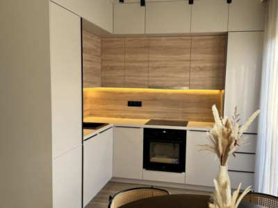 Casa insiruita, 80 mp utili, 28 mp terasa, parcare, zona Casa Zanelor