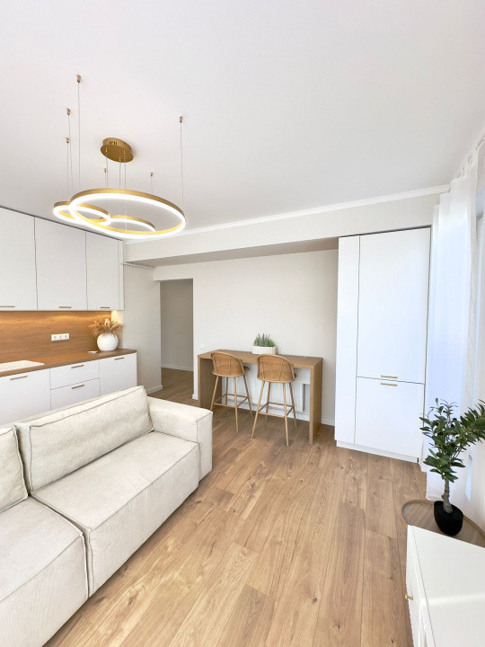 Apartament cochet cu terasa de 23 mp, bloc nou, parcare, zona Terra