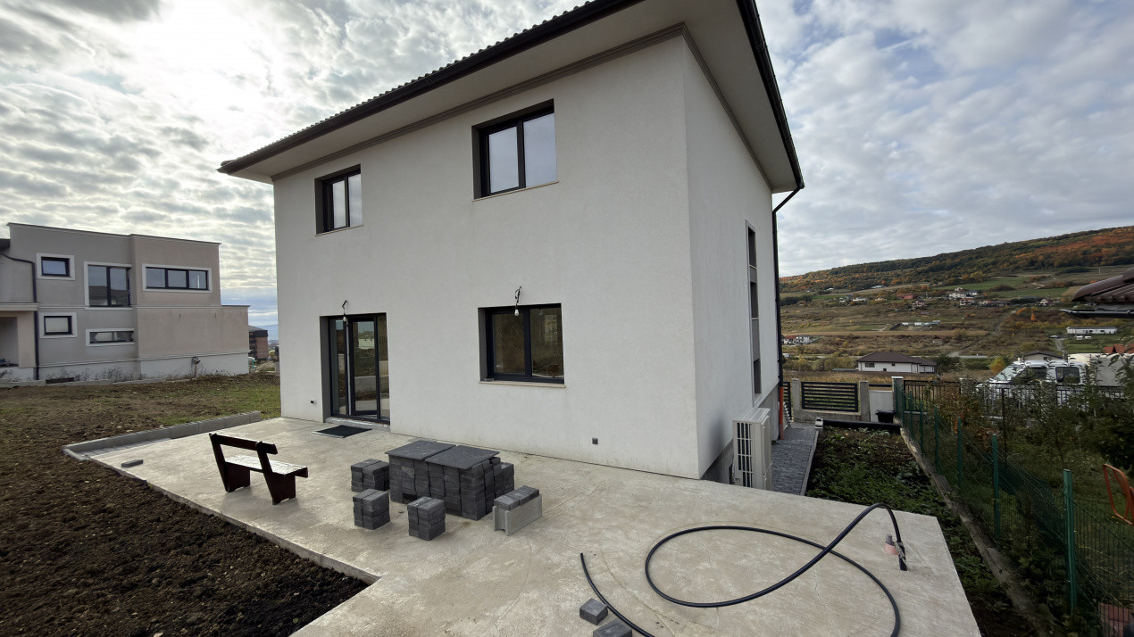 Casa Individuala 4 camere, 184mp, Garaj, Zona Beta Residence