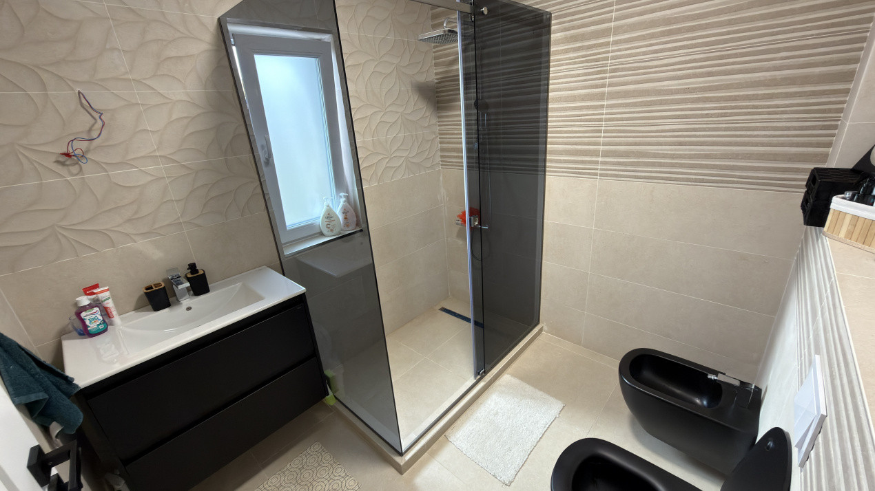 Casa Individuala 4 camere, 184mp, Garaj, Zona Beta Residence