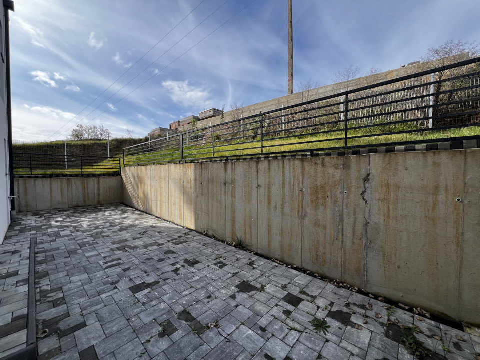 Duplex de 4 camere, 160 mp utili, garaj, Tauti