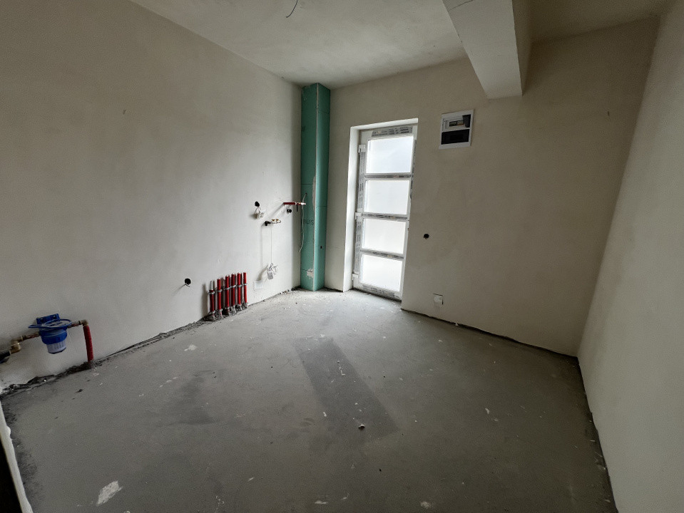 Duplex de 4 camere, 160 mp utili, garaj, Tauti