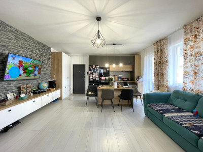 Penthouse de 3 camere, lift, 2 parcari subterane, zona KIK