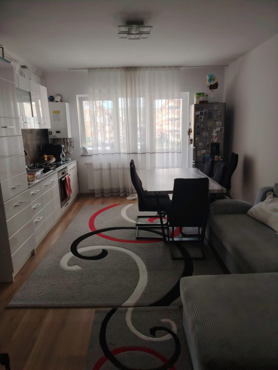 Apartament 3 Camere, 54mp, Etaj Intermediar, Zona Terra