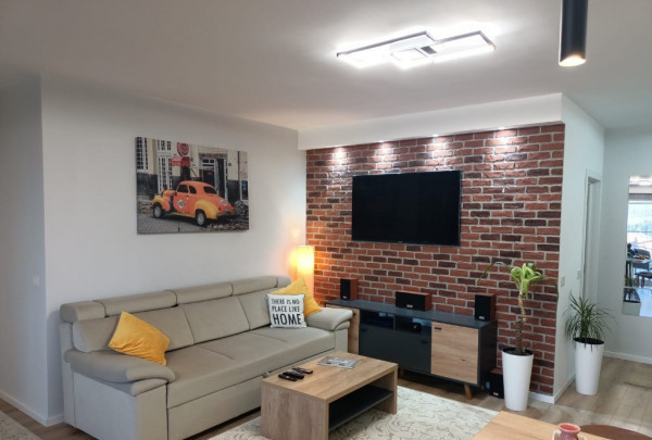 Apartament 3 Camere, 67mp, Etaj Intermediar, Zona Eroilor