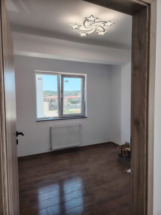 Apartament 2 Camere, 44mp, Etaj Intermediar, Zona Terra