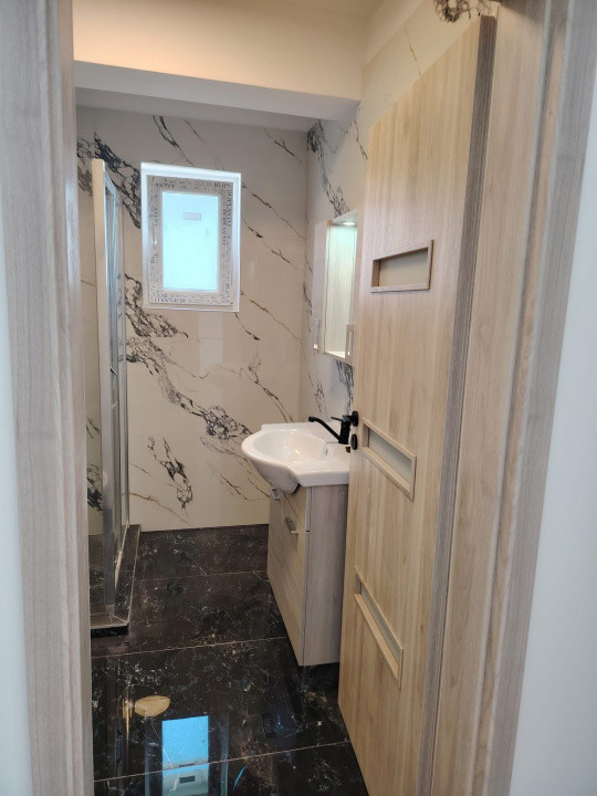 Apartament 2 Camere, 44mp, Etaj Intermediar, Zona Terra