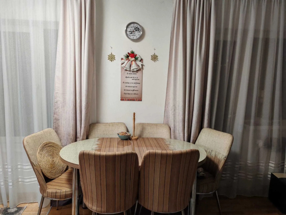 Apartament de 2 camere, ideal pt investitie, 42 mp, 2 balcoane, str Stejarului