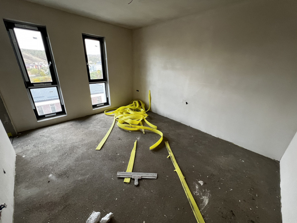 Duplex cu 4 dormitoare, garaj, terasa, zona Fagului