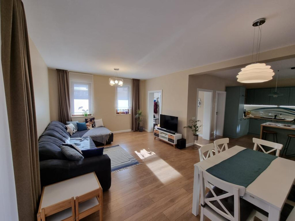 Duplex Modern De 4 Camere, 120mp, Zona Terra