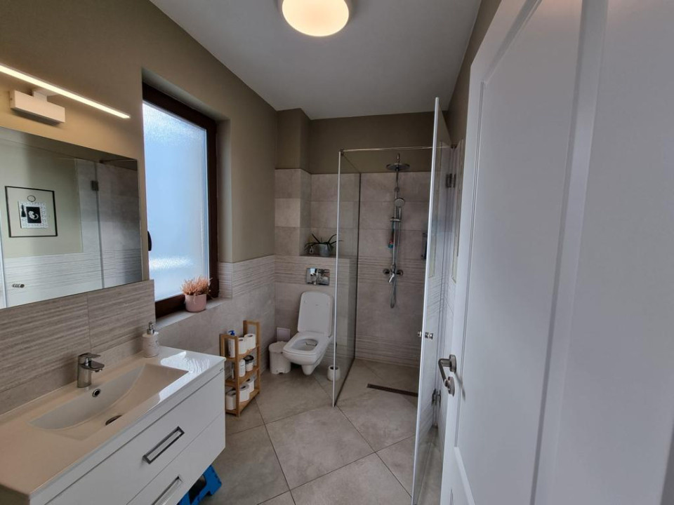 Duplex Modern De 4 Camere, 120mp, Zona Terra