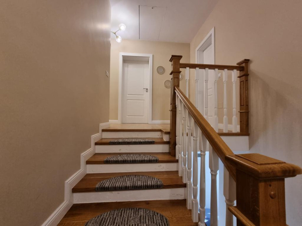 Duplex Modern De 4 Camere, 120mp, Zona Terra