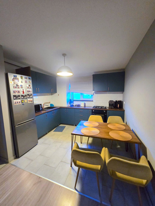 Apartament de 3 camere, 61 mp, loc de parcare, str. Sesul de sus