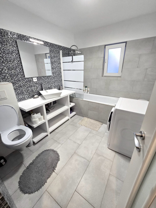 Apartament de 3 camere, 61 mp, loc de parcare, str. Sesul de sus