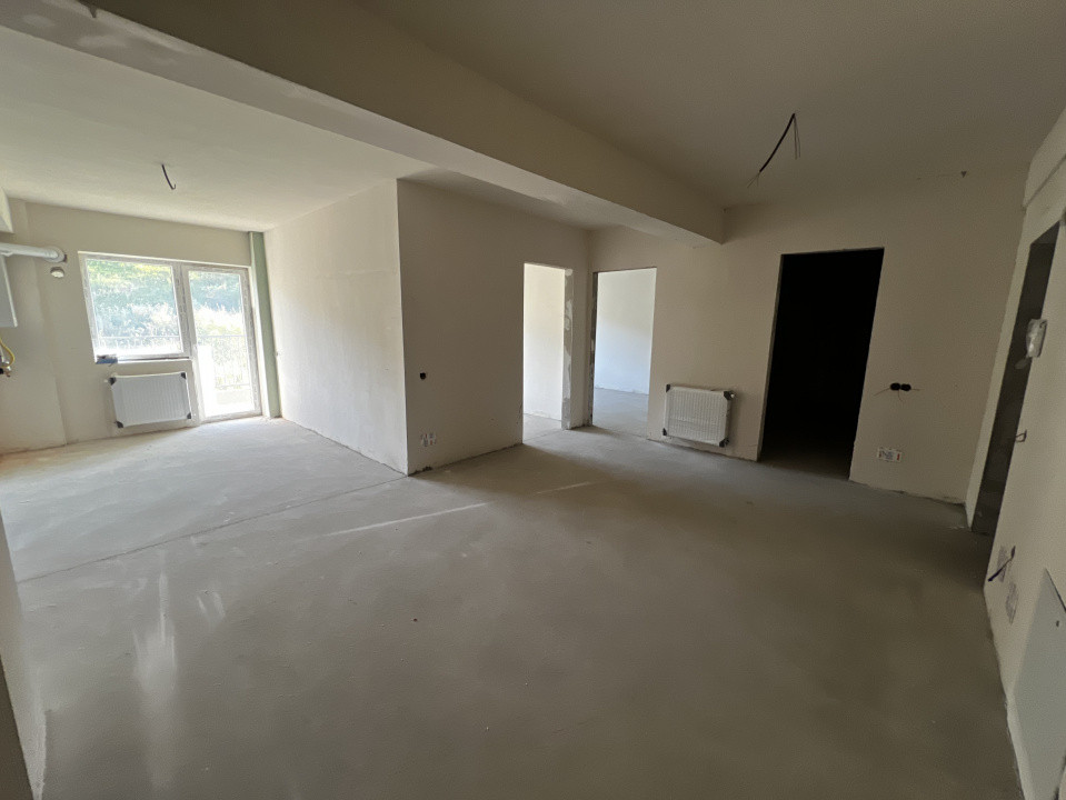 Apartament de 3 camere, 63 mp, parcare, Sesul de Sus
