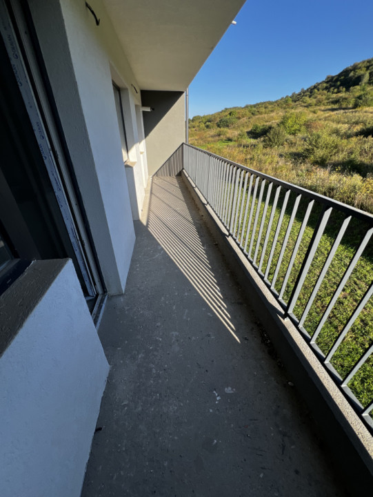 Apartament de 3 camere, 63 mp, parcare, Sesul de Sus