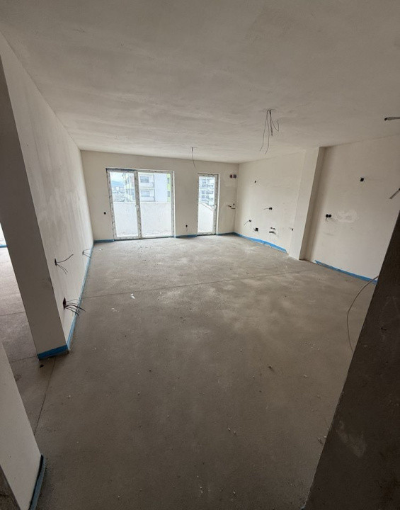 Apartament de 2 camere, 55.57 mp, parcare, zona Eroilor