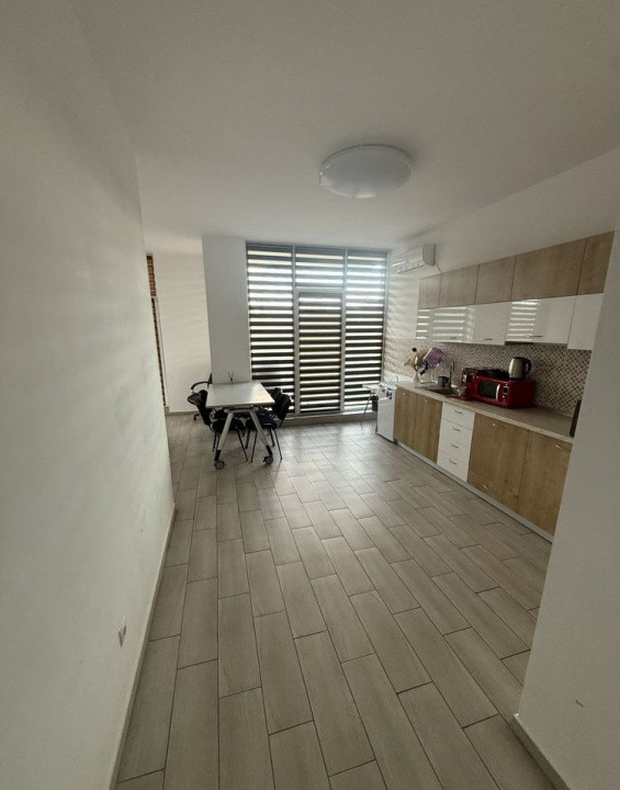 Apartament de 2 camere, 76 mp, parcare, zona Avram Iancu