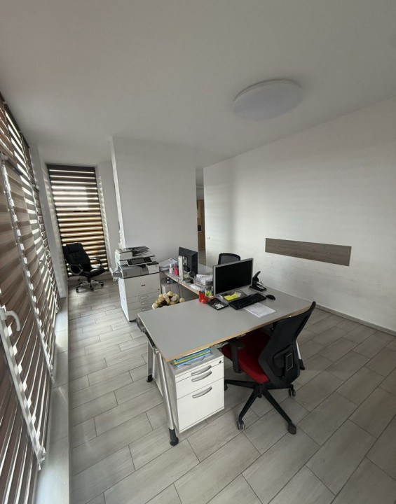 Apartament de 2 camere, 76 mp, parcare, zona Avram Iancu