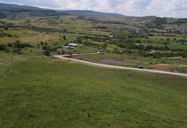 Teren intravilan, 1000mp, zona Sopor