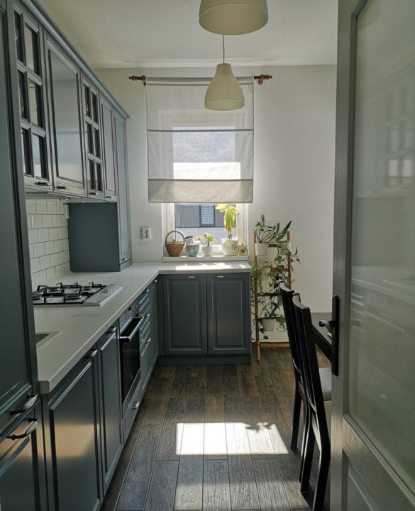 Apartament de 3 camere, 82 mp, 2 bai, parcare, Zona Stadionului