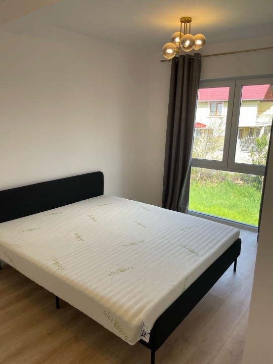 Casa insiruita, 80 mp utili, 28 mp terasa, parcare, zona Casa Zanelor