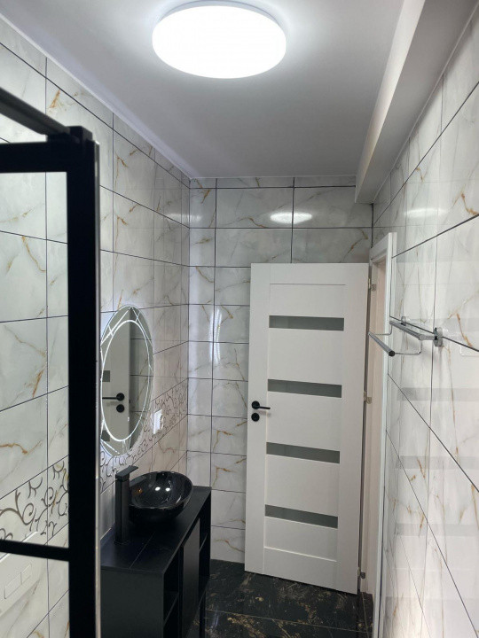 Casa insiruita, 80 mp utili, 28 mp terasa, parcare, zona Casa Zanelor