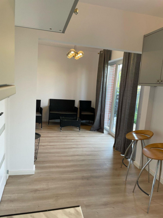 Casa insiruita, 80 mp utili, 28 mp terasa, parcare, zona Casa Zanelor