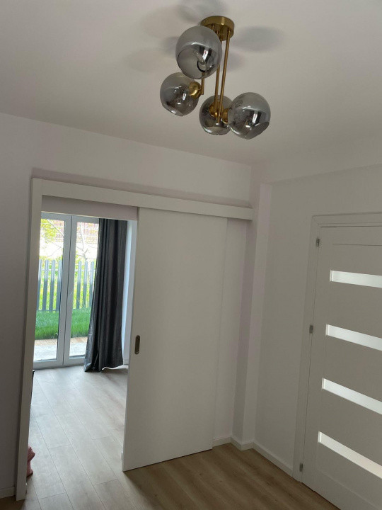 Casa insiruita, 80 mp utili, 28 mp terasa, parcare, zona Casa Zanelor