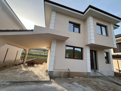 Casa individuala, 110mp, 400mp, garaj, Luna de Sus