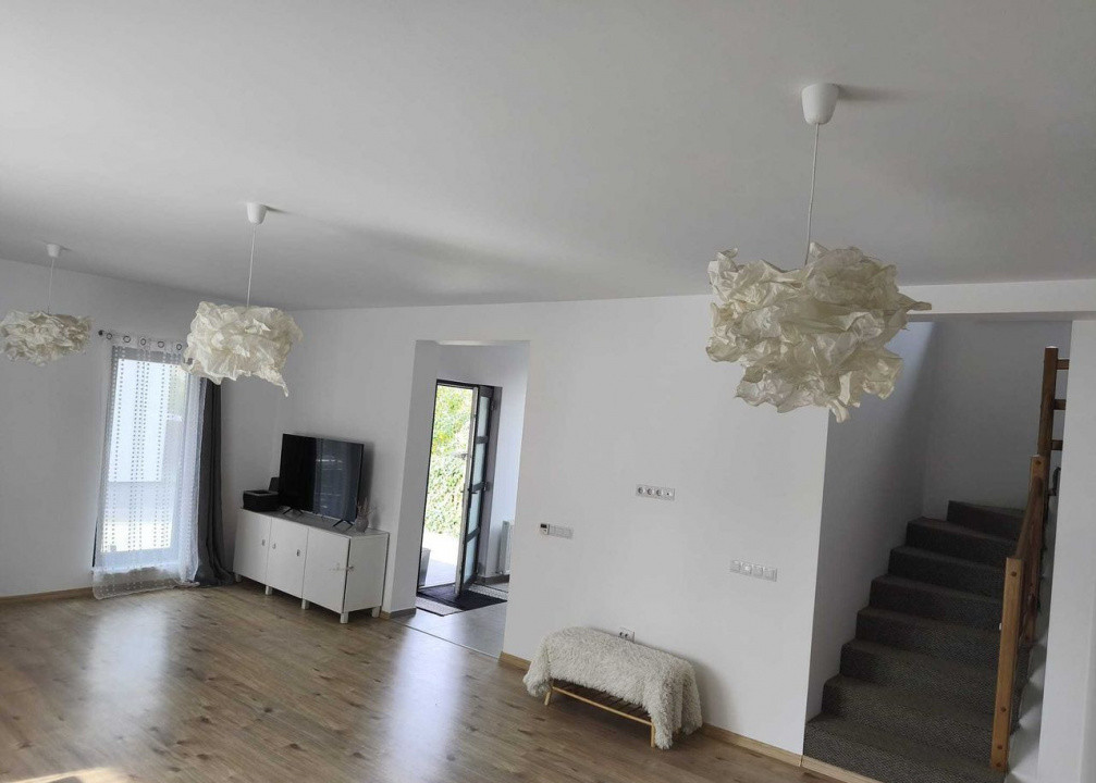 Casa individuala, 118 mp, 256 mp teren, Zona Vivo