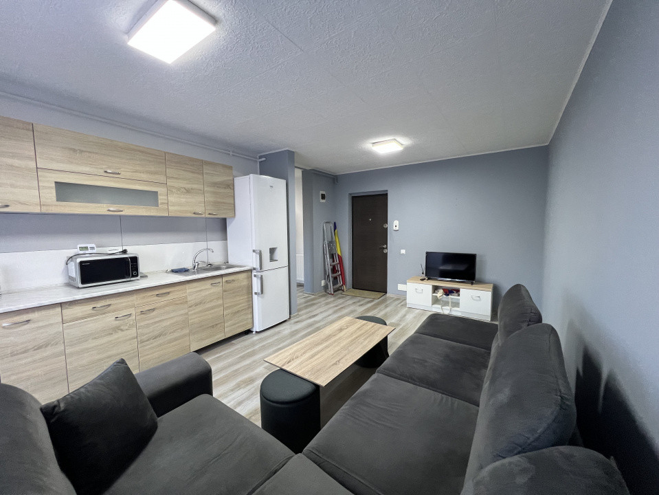 Apartament de 3 camere, 2 parcari, boxa, Str. Fagului