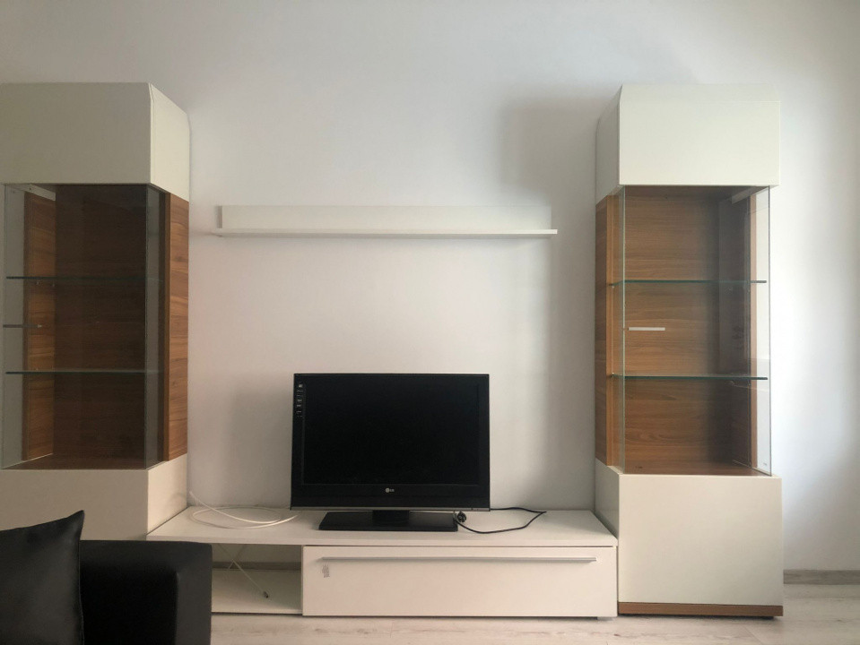 Apartament 2 Camere Decomandate, 57mp, Parcare, Zona Stejarului
