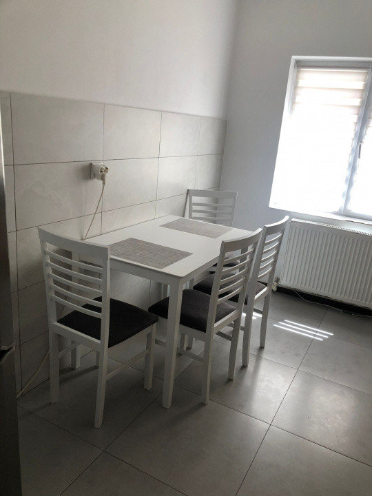 Apartament 2 Camere Decomandate, 57mp, Parcare, Zona Stejarului