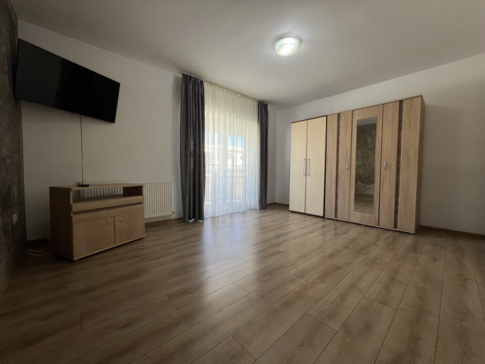Apartament de 2 camere decomandate,  55 mp, parcare, Profi Eroilor