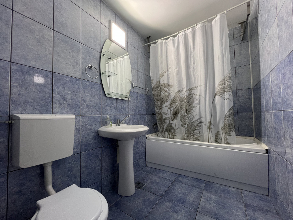 Apartament de 2 camere decomandate,  55 mp, parcare, Profi Eroilor