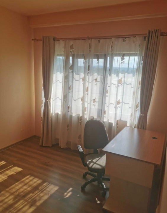 Apartament de 3 camere, 63 mp, 2 bai, zona Abatorului
