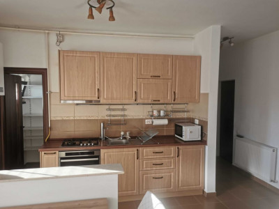 Apartament de 3 camere, 63 mp, 2 bai, zona Abatorului