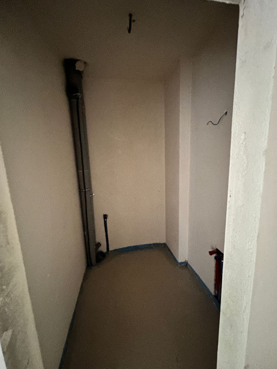 Apartament de 3 camere, 2 bai, 62mp, 75 mp terasa, zona Teilor