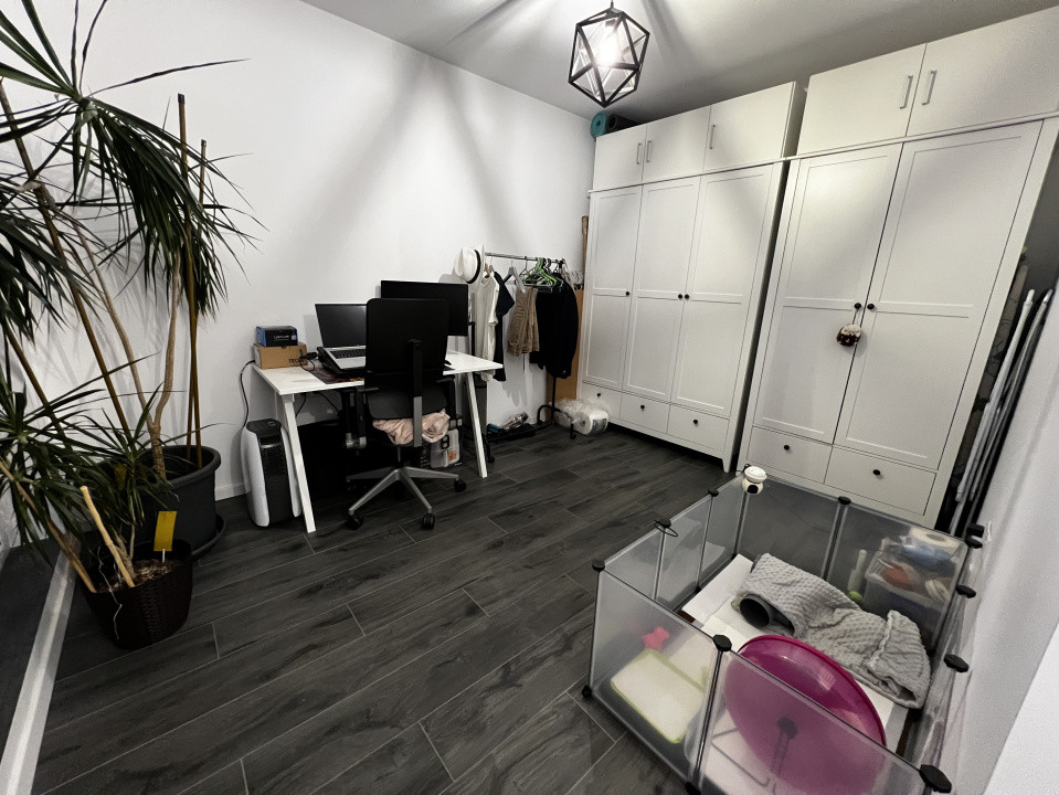 Apartament de 3 camere, 63 mp, 88 mp terasa, parcare, zona Cetatii