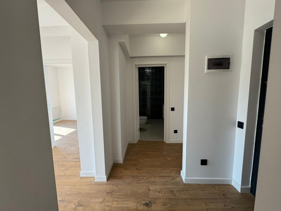 Apartament de 2 camere decomandate, 52 mp, 34 mp terasa, Zona Urusagului