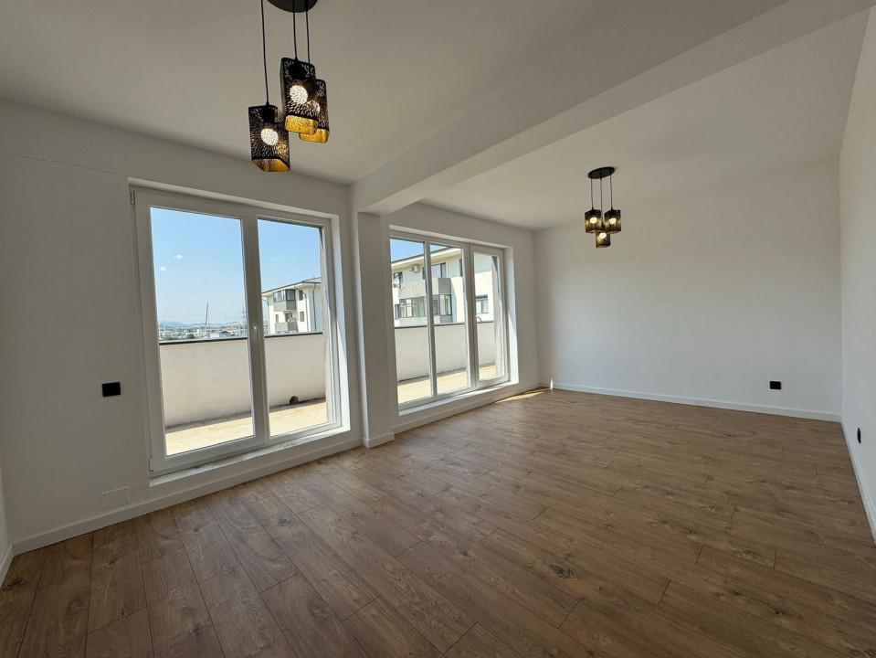 Apartament de 2 camere decomandate, 52 mp, 34 mp terasa, Zona Urusagului