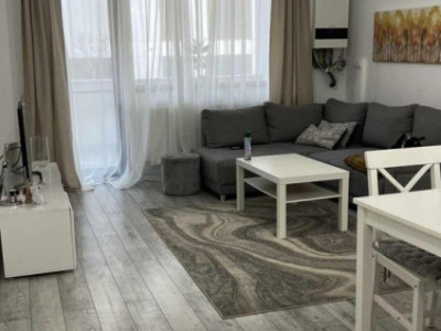 Apartament de 2 camere, 45 mp, Zona Subcetate