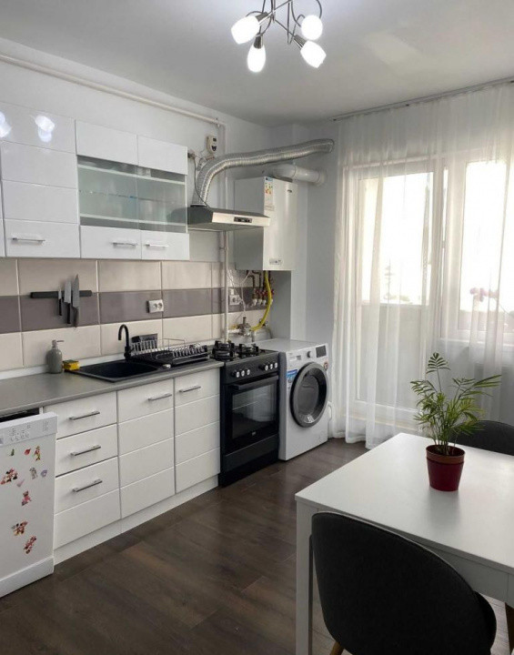 Apartament de 2 camere, 42 mp, parcare subterana, Zona BMW