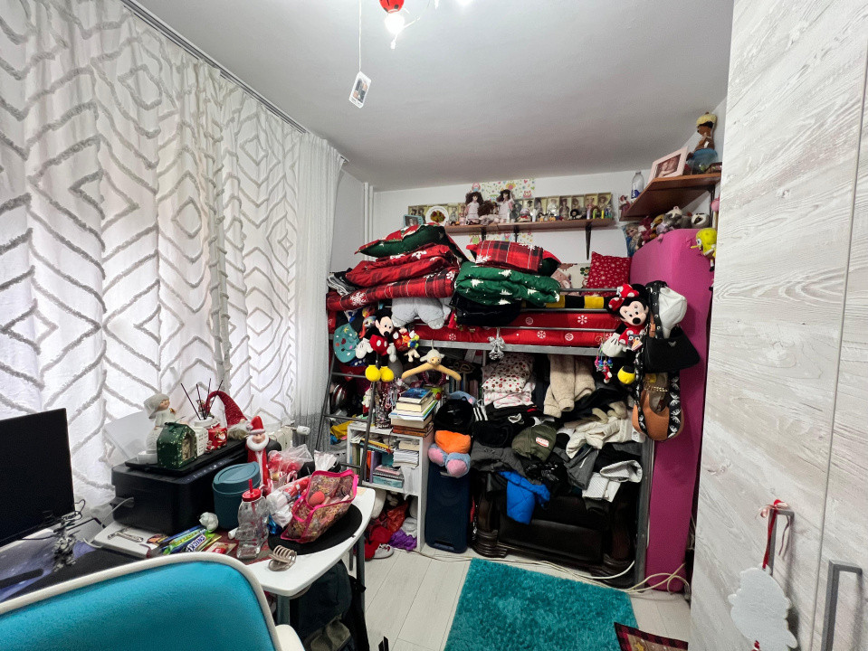 Apartament de 2 camere, 32 mp, zona P-ta Flora