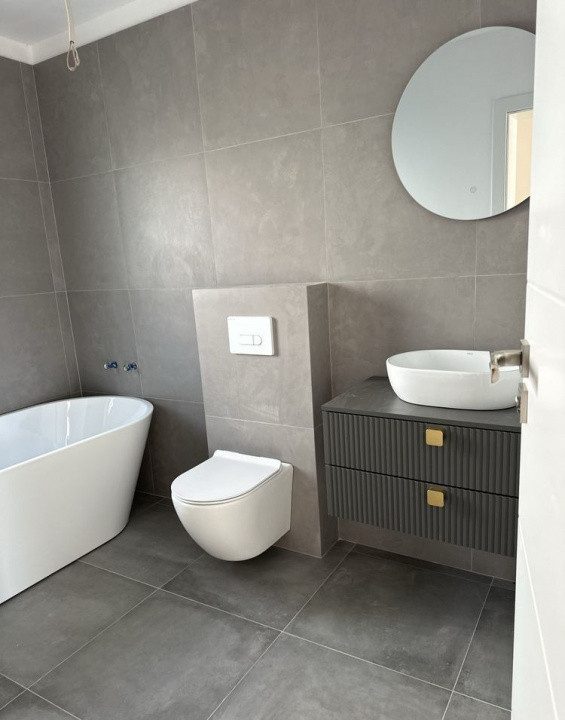 Casa 4 Camere, 120mp, Zona VIVO