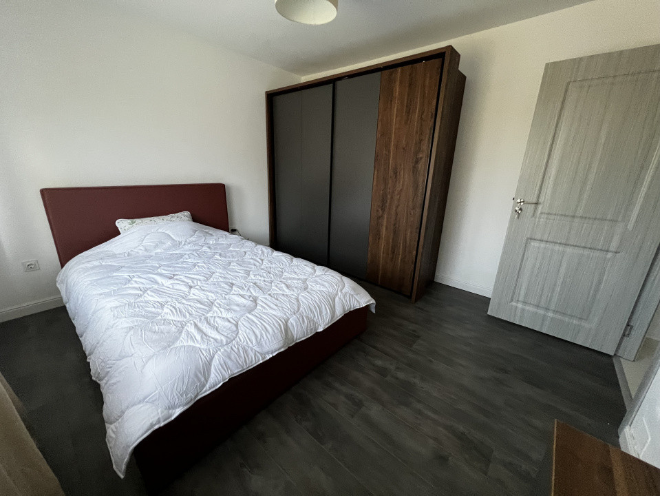 Apartament de 3 camere, 50 mp, gradina 75 mp, Zona Tineretului