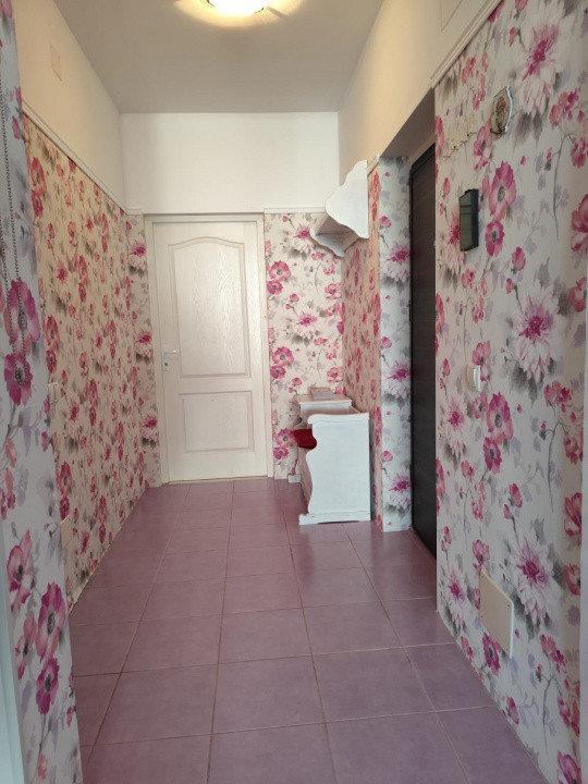 Apartament de 2 camere, 53 mp, parcare, str. Sub Cetate