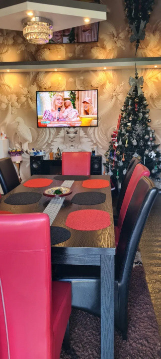 Apartament de 2 camere, boxa, parcare, str Stejarului