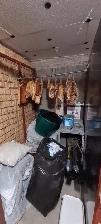 Apartament de 2 camere, boxa, parcare, str Stejarului